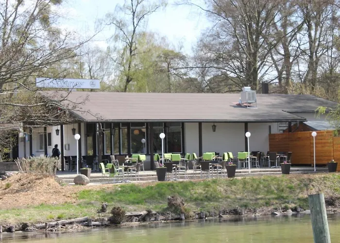 Budget Seezeit-resort Am Werbellinsee Hostel Altenhof (Brandenburg)